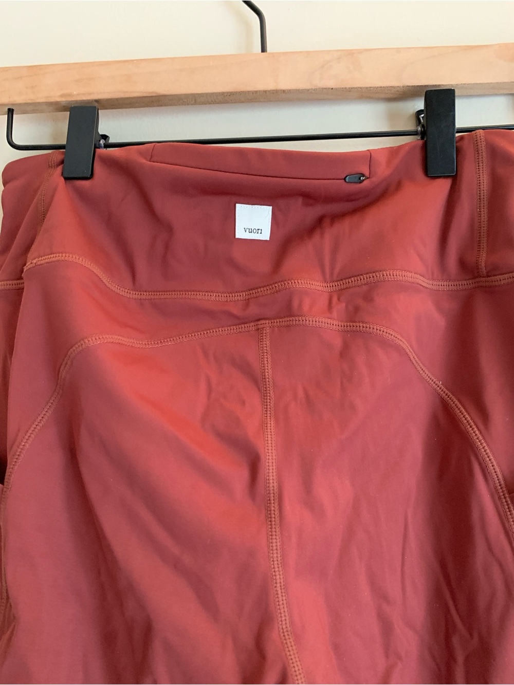 Vuori High-Waist Performance Leggings Rust Women Size Medium Athletic Pants - Picture 3 of 4